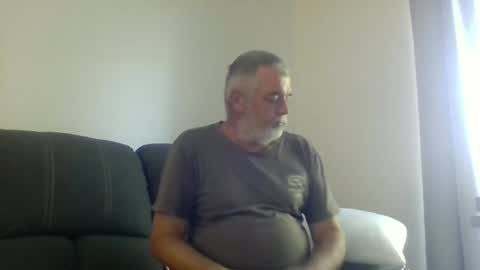 Schooner73 online show from December 28, 2024, 2:33 am