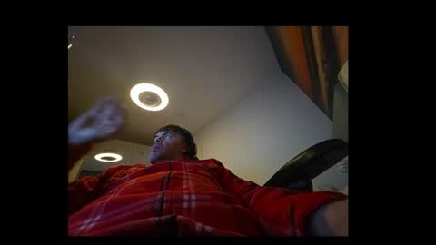 schosch01 online show from January 14, 2026, 8:25 pm