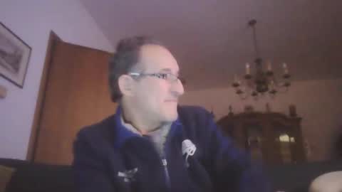 Snapshot of scotchwhieskie chatting on December 29, 2024, 10:57 pm scotchwhieskie online show from December 29, 2024, 10:57 pm