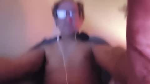 scotchwhieskie online show from March 31, 2026, 10:43 pm