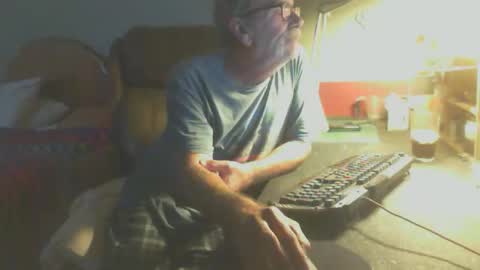 scotsman_62 online show from May 12, 2026, 5:15 am