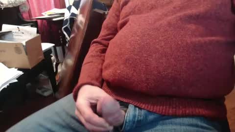 Snapshot of scottbearfun chatting on January 17, 2025, 3:53 pm scottbearfun online show from January 17, 2025, 3:53 pm