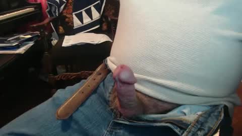 Snapshot of scottbearfun chatting on February 25, 2025, 4:10 pm scottbearfun online show from February 25, 2025, 4:10 pm