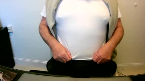 Snapshot of scotti30 chatting on January 3, 2025, 9:25 am Scott online show from January 3, 2025, 9:25 am