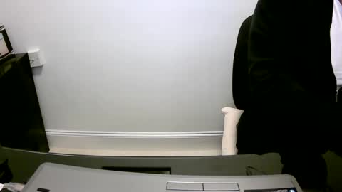 Snapshot of scotti30 chatting on January 9, 2025, 3:44 pm Scott online show from January 9, 2025, 3:44 pm