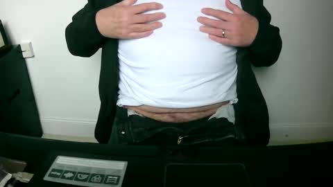 Snapshot of scotti30 chatting on February 12, 2025, 3:16 pm Scott online show from February 12, 2025, 3:16 pm