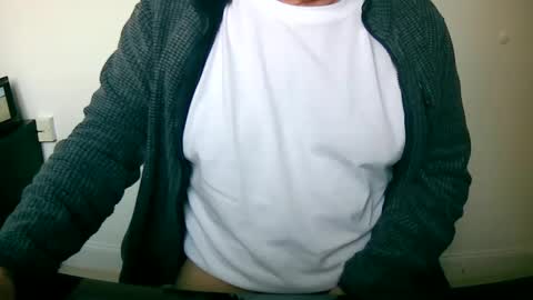 Snapshot of scotti30 chatting on February 16, 2025, 9:26 am Scott online show from February 16, 2025, 9:26 am