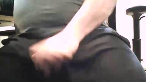 Snapshot of scottie813 chatting on December 23, 2024, 6:48 pm scottie813 online show from December 23, 2024, 6:48 pm