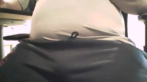 Snapshot of scottie813 chatting on October 27, 2025, 4:22 pm scottie813 online show from October 27, 2025, 4:22 pm