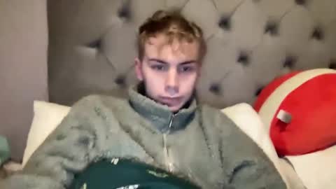 Snapshot of scottish_twink01 chatting on February 6, 2025, 11:26 pm danny online show from February 6, 2025, 11:26 pm