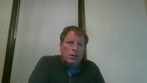 scottpbi52 online show from May 15, 2026, 2:51 am