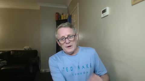 James online show from November 1, 2025, 9:50 pm