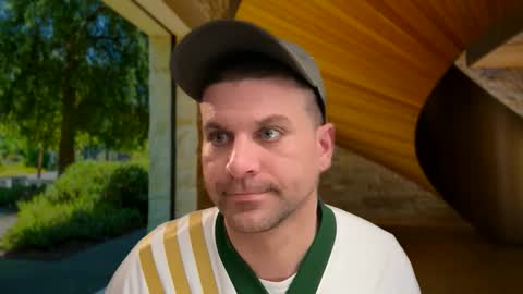 Snapshot of scottybeam chatting on December 1, 2025, 2:27 am Scotty online show from December 1, 2025, 2:27 am