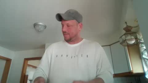Snapshot of scottydoesntknow0 chatting on March 28, 2026, 6:18 pm scottydoesntknow0 online show from March 28, 2026, 6:18 pm