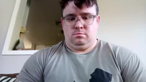 Snapshot of scottyknows101 chatting on November 7, 2025, 3:01 pm scottyknows101 online show from November 7, 2025, 3:01 pm