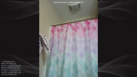 Snapshot of scrubbyluv chatting on February 1, 2026, 4:00 am ScrubbyLuv online show from February 1, 2026, 4:00 am