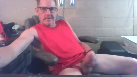 eating pussy  sucking dick online show from May 27, 2026, 7:16 am