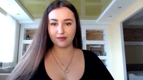 Snapshot of sea_cocktail chatting on December 13, 2024, 9:02 am Elizabeth  online show from December 13, 2024, 9:02 am