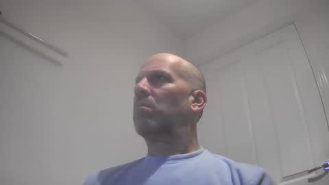 Snapshot of seadog750 chatting on November 18, 2025, 12:49 am seadog750 online show from November 18, 2025, 12:49 am