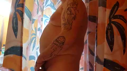 Snapshot of seanjohnson420 chatting on October 15, 2025, 7:03 pm sean online show from October 15, 2025, 7:03 pm