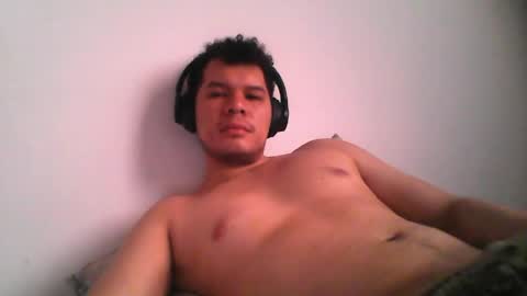seb5759 online show from April 26, 2026, 4:04 pm