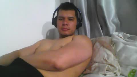 seb5759 online show from June 4, 2026, 6:52 am
