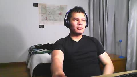 seb5759 online show from June 7, 2026, 5:22 am