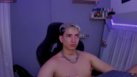 Snapshot of sebas__23 chatting on March 7, 2025, 6:00 pm Sebastin online show from March 7, 2025, 6:00 pm