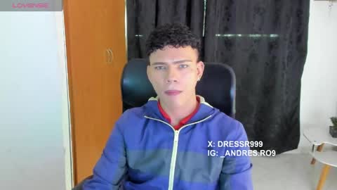 Snapshot of sebascuterouss chatting on April 22, 2026, 1:23 pm sebas 3 online show from April 22, 2026, 1:23 pm