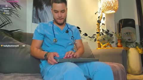 Sebastian foxxxx online show from February 12, 2026, 7:03 am