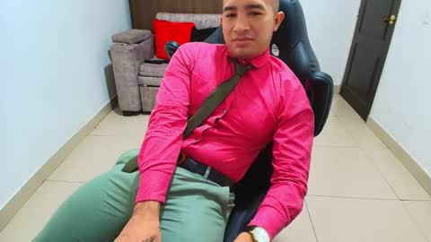 juan  sebastian online show from February 16, 2025, 6:43 pm