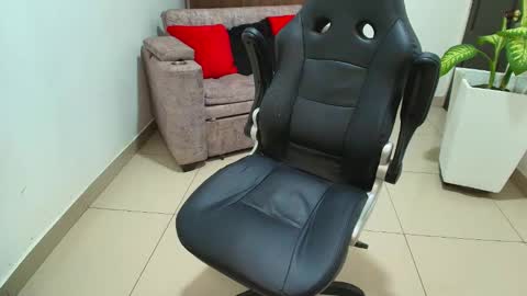 juan  sebastian online show from March 7, 2025, 4:00 pm