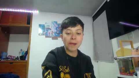 Snapshot of sebastian_posse chatting on June 22, 2026, 12:35 am Myystiic online show from June 22, 2026, 12:35 am