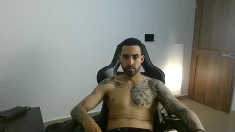 Sebastiano online show from April 28, 2026, 10:37 pm