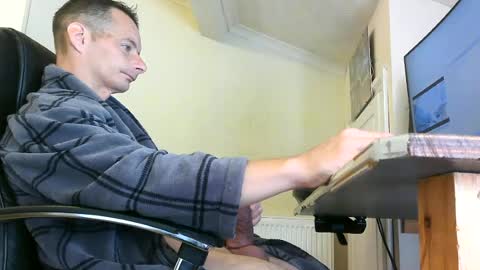 sebastianspalding450 online show from June 15, 2026, 9:00 am