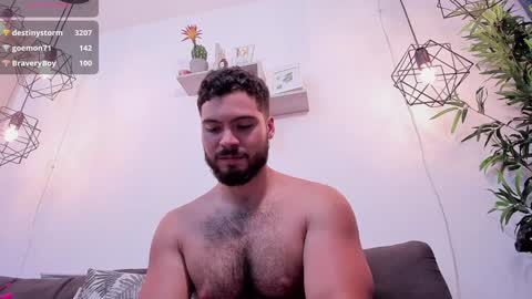 Instagram jeanpaulfit  online show from December 30, 2024, 12:32 am
