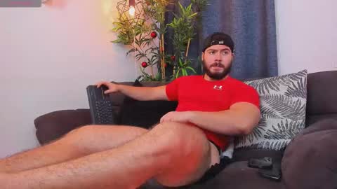 Instagram jeanpaulfit  online show from March 19, 2026, 11:09 pm