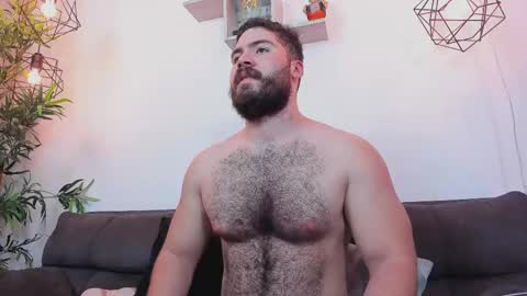 Instagram jeanpaulfit  online show from May 24, 2026, 9:42 pm