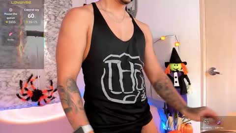 Snapshot of sebastiian69_ chatting on October 17, 2025, 1:57 pm Sebas online show from October 17, 2025, 1:57 pm