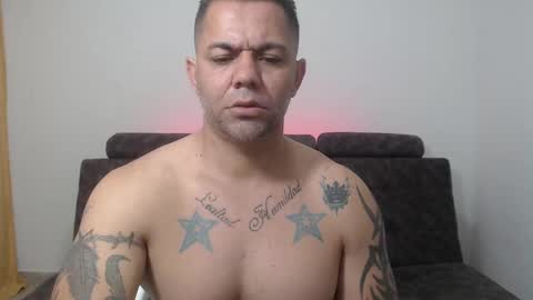 Snapshot of sebastiian_hard chatting on February 15, 2025, 6:33 pm sebastiian_hard online show from February 15, 2025, 6:33 pm