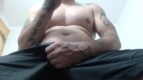 Snapshot of sebastiian_hard chatting on February 19, 2025, 7:16 pm sebastiian_hard online show from February 19, 2025, 7:16 pm