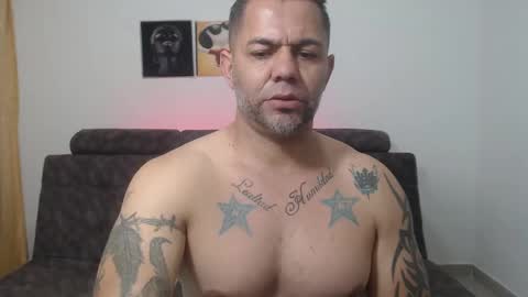 Snapshot of sebastiian_hard chatting on March 5, 2025, 7:06 pm sebastiian_hard online show from March 5, 2025, 7:06 pm
