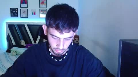 Sebas online show from February 3, 2026, 11:43 pm