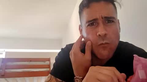 Snapshot of sebatorlop chatting on March 1, 2026, 7:49 pm Sebastian Torres Lpez online show from March 1, 2026, 7:49 pm