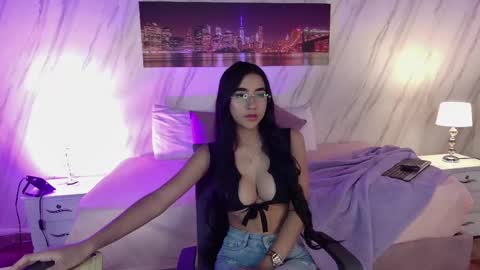 ASHLEY online show from May 22, 2026, 8:25 pm