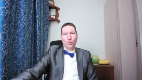 Snapshot of secret_lover_xxx chatting on February 2, 2025, 12:24 pm Secret lover XXX online show from February 2, 2025, 12:24 pm