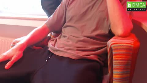 Snapshot of secret_phil chatting on October 26, 2025, 10:43 am maybe Phil online show from October 26, 2025, 10:43 am