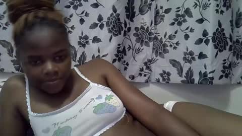 cruce online show from November 15, 2025, 12:45 pm