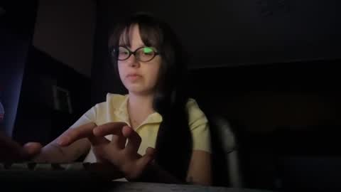 secret_vanilla_ online show from June 18, 2026, 8:13 pm