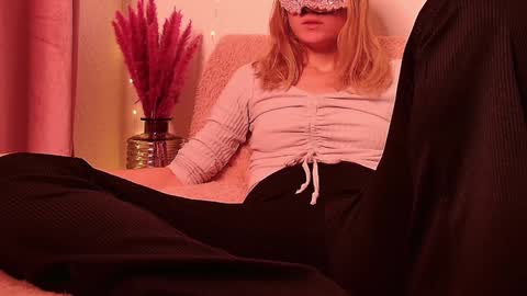 Snapshot of secretanni chatting on December 25, 2024, 12:05 pm Anni online show from December 25, 2024, 12:05 pm